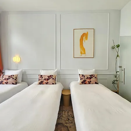 Shway - The Saffron Dress Holiday home Antwerp